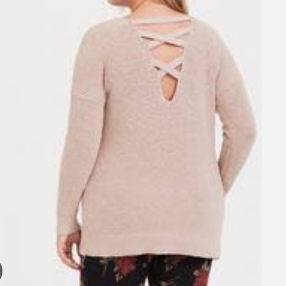 TORRID Womens Pullover Tunic Cross Back Sweater Size 1X - Picture 1 of 9